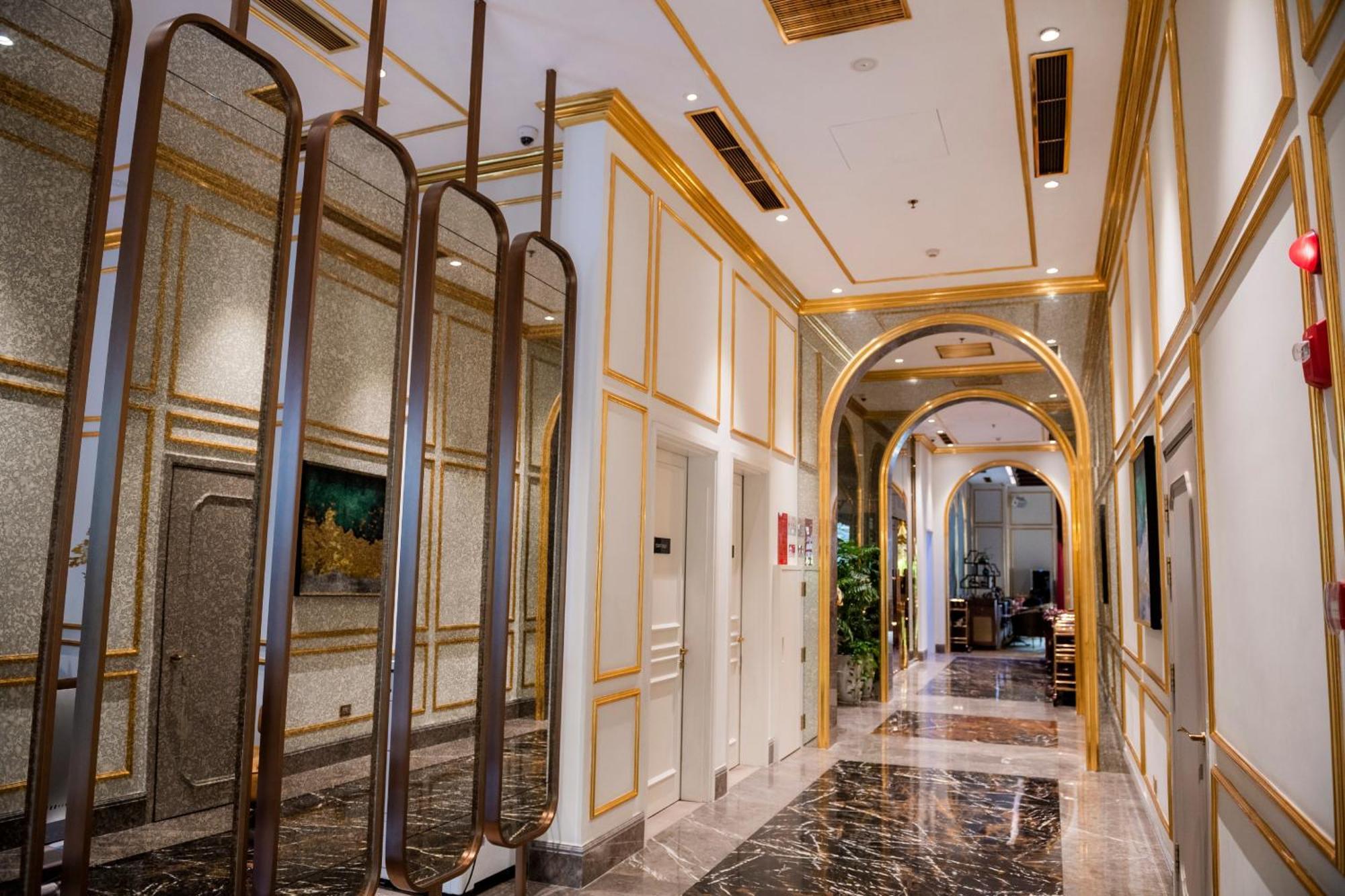 Dolce By Wyndham Hanoi Golden Lake Bagian luar foto
