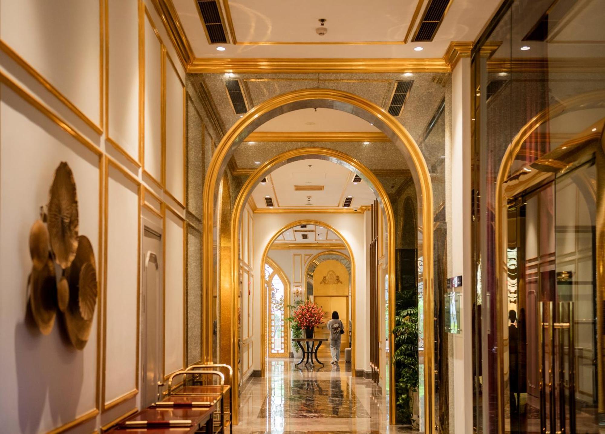 Dolce By Wyndham Hanoi Golden Lake Bagian luar foto