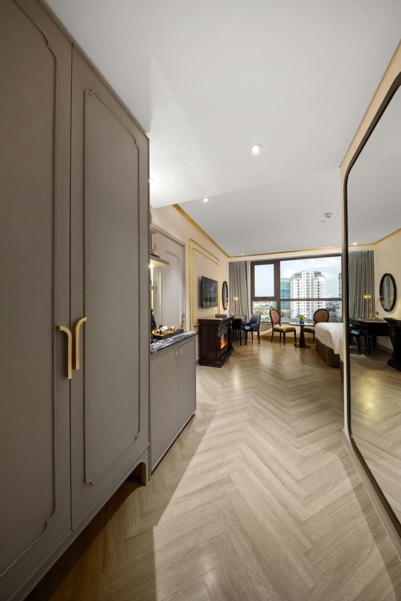 Dolce By Wyndham Hanoi Golden Lake Bagian luar foto